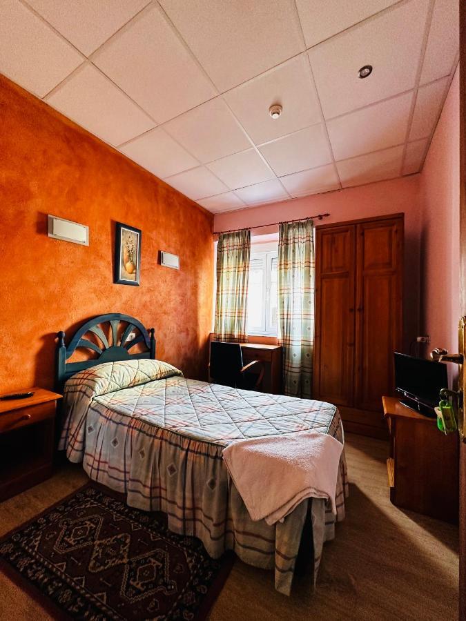 Penzion La Milana La Robla Exteriér fotografie